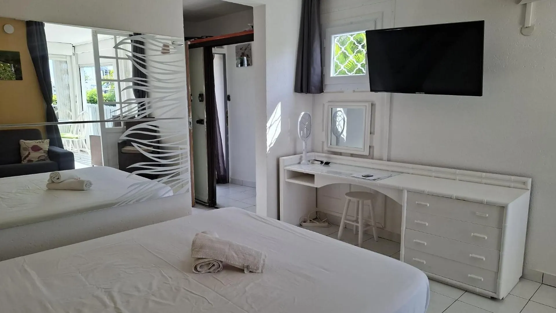 Studio Vue Marina Incroyable Saint-Francois  Apartment